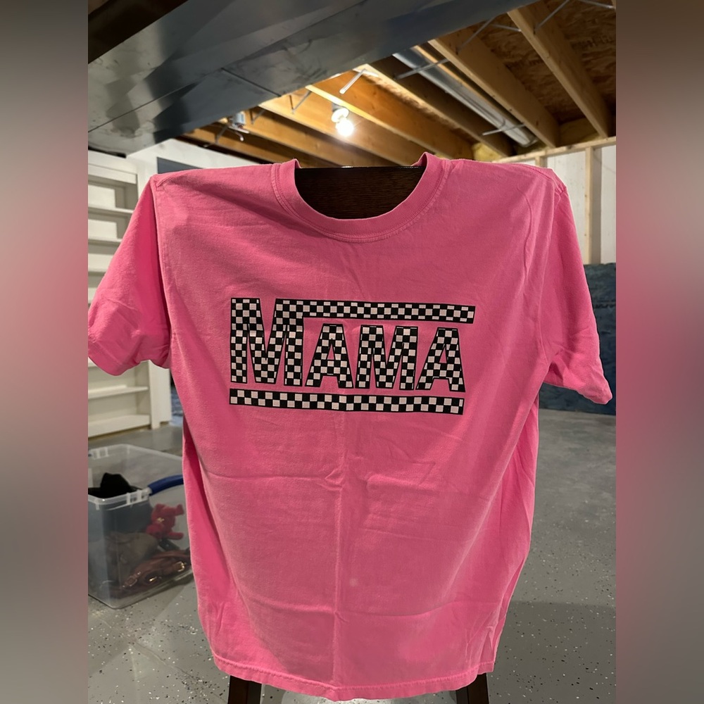 Pink Graphic Tee with Checkered 'MAMA' Design